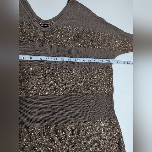 Express Sweater Brown V Neck Front and Back with Sequins Women's Size Medium - Picture 4 of 6